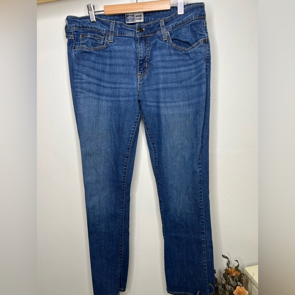 Levi’s Signature Modern Straight Jeans